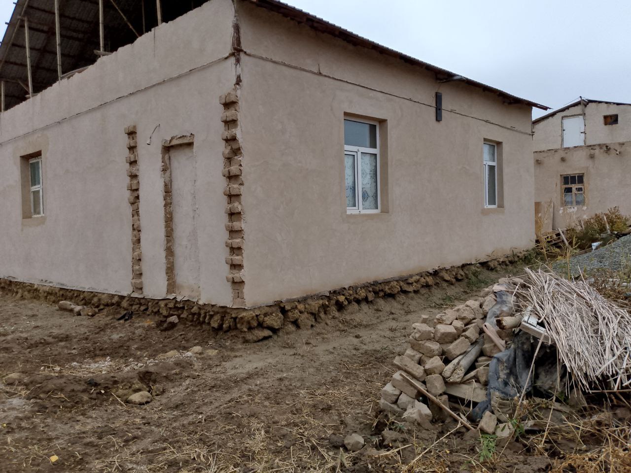 Бес сага 7коше - 8 соток - 3 бөлме - Жер жай