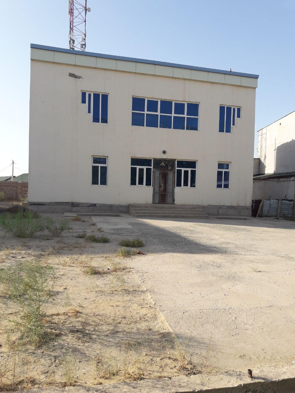 Нокис-Шымбай жолдың бойы - 240 кв.м - 5 бөлме - Коммерциялық