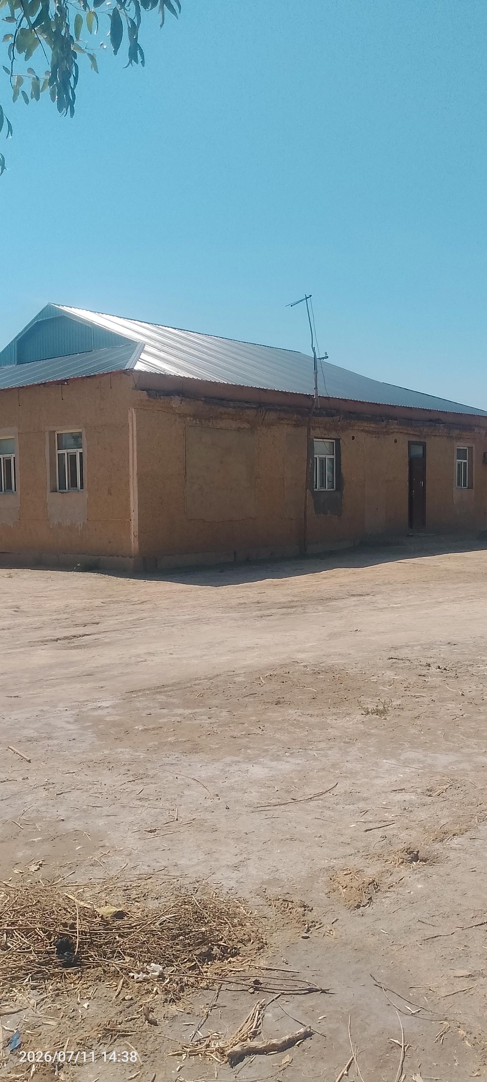Shomanay rayoni Qarabayli MPJ - 6 соток - 4 бөлме - Жер жай